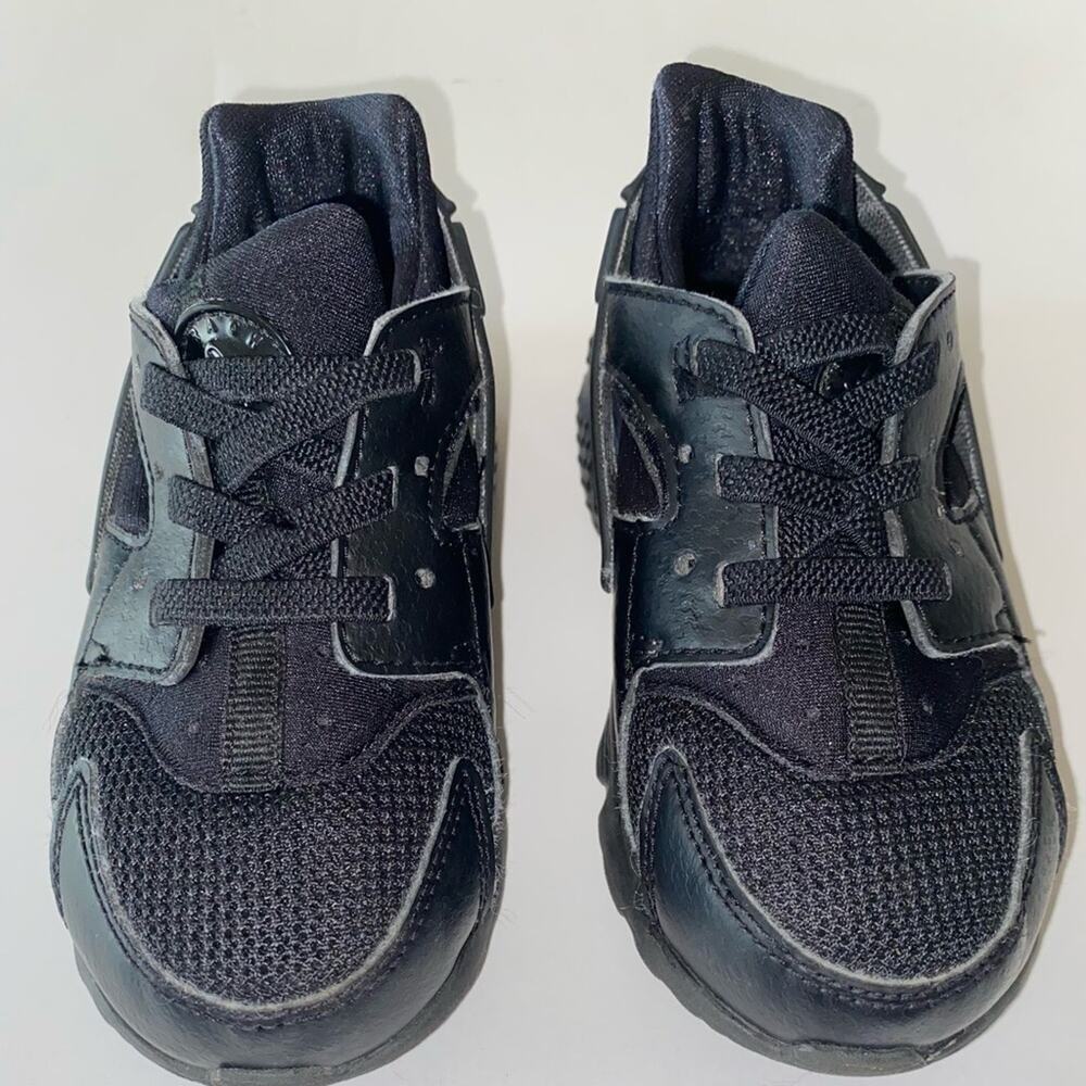 NIKE BOYS “SLIP ONS” SIZE 8 MINT - Picture 4 of 5